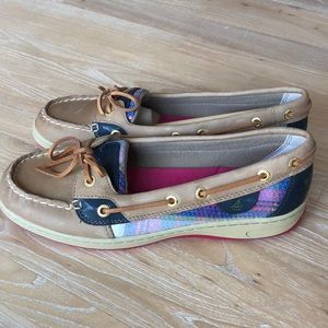 Sperry Angelfish size 8